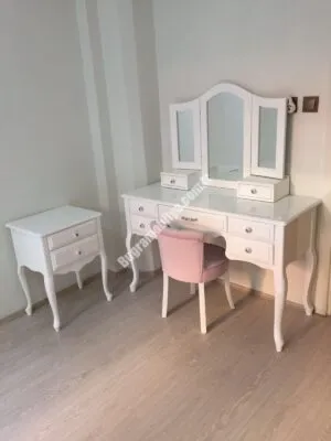 Lükens Makyaj Masası