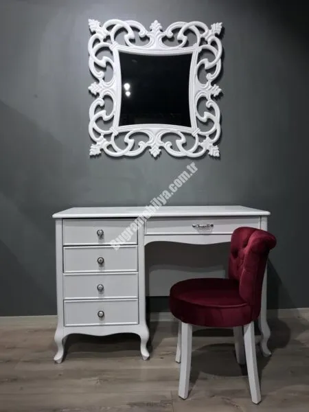 4 ÇEKMECE MAKYAJ MASASI TAKIM