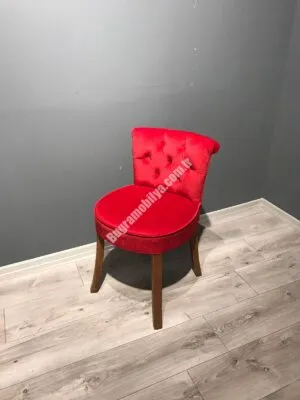 MAKYAJ SANDALYESİ KIRMIZI