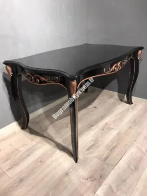 SİYAH PARLAK BAKIR CİLA MASA
