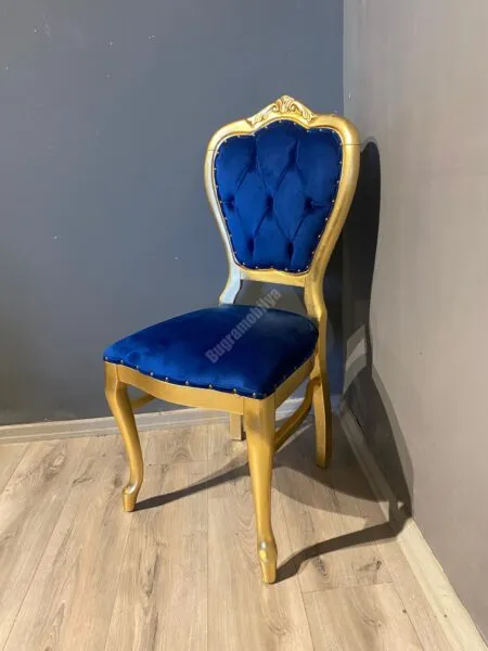 Klasik Oymalı Sandalye Altın Varak