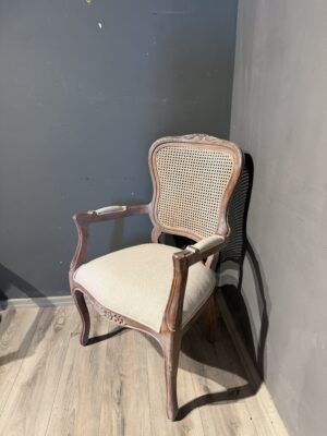 Klasik Oymalı Hasırlı Berjer
